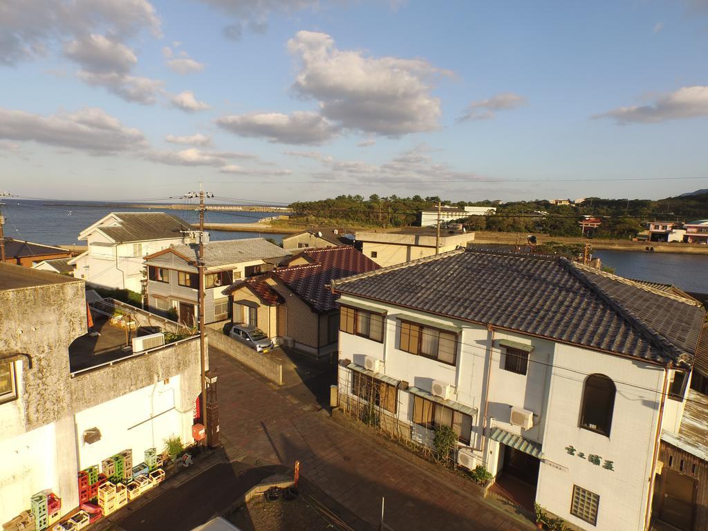 Miyanouraso Hotel Yakushima  Eksteriør billede